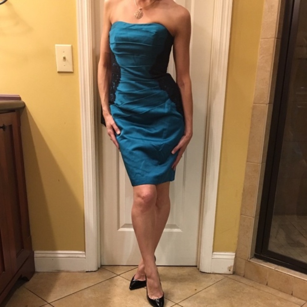 David’s Bridal NWT strapless dress Size 2